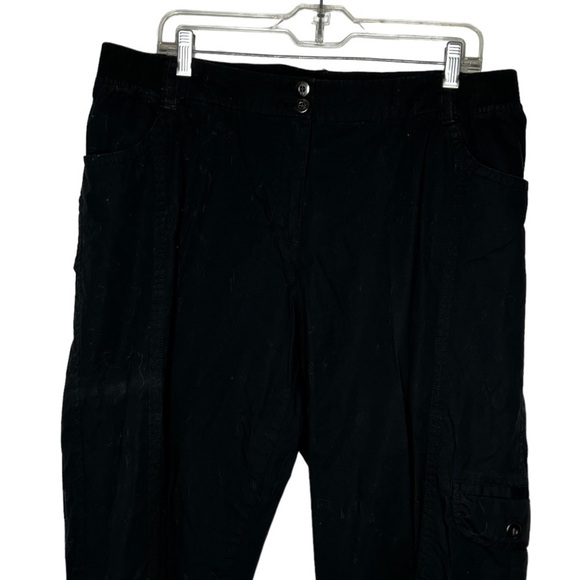 Chico's Black Cropped Pants - Picture 2 of 5